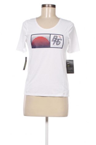 Damen T-Shirt Nike, Größe XS, Farbe Weiß, Preis € 15,85