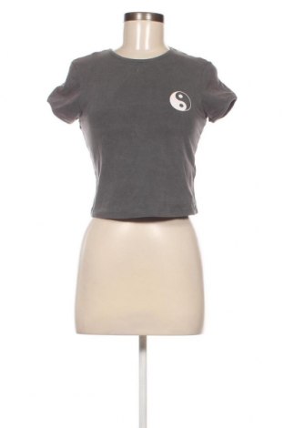 Damen T-Shirt Review, Größe M, Farbe Grau, Preis 6,80 €