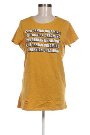 Дамска тениска Supermom, Размер M, Цвят Жълт, Цена 21,00 лв.