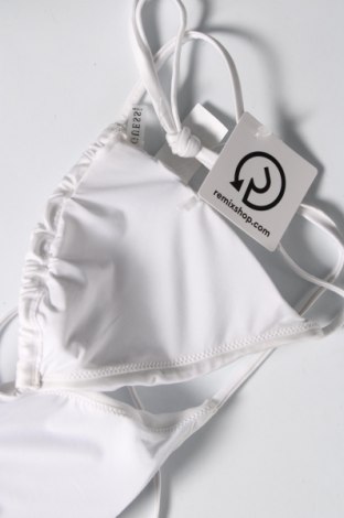 Damen-Badeanzug Guess, Größe L, Farbe Weiß, Preis 38,47 €