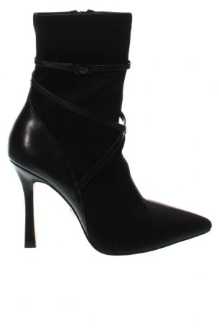 Dámské boty  Karen Millen, Velikost 38, Barva Černá, Cena  3 425,00 Kč
