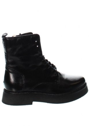 Dámské boty  MJUS, Velikost 36, Barva Černá, Cena  650,00 Kč