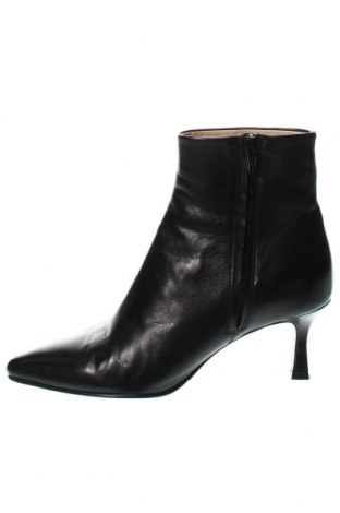 Dámské boty  Selected Femme, Velikost 39, Barva Černá, Cena  1 578,00 Kč