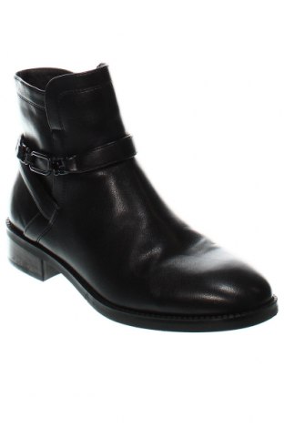 Dámské boty  Tamaris, Velikost 38, Barva Černá, Cena  877,00 Kč