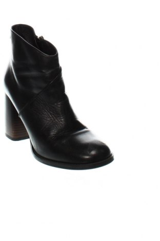 Dámské boty  Wojas, Velikost 39, Barva Černá, Cena  523,00 Kč
