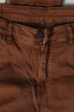 Dámske džínsy , Veľkosť M, Farba Hnedá, Cena  2,47 €