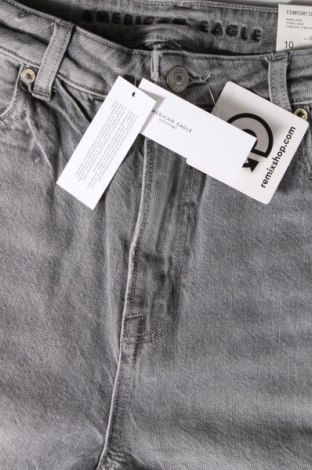 Dámske džínsy  American Eagle, Veľkosť M, Farba Sivá, Cena  19,73 €