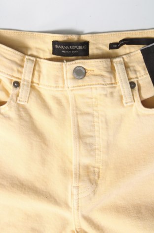 Damen Jeans Banana Republic, Größe M, Farbe Gelb, Preis 16,60 €