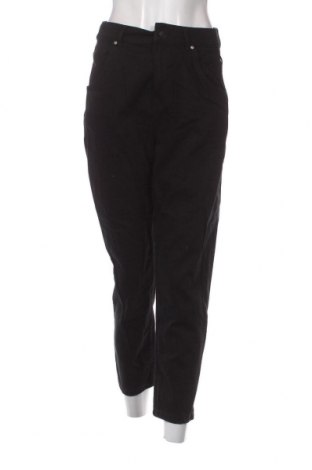 Damen Jeans Bershka, Größe M, Farbe Schwarz, Preis 18,88 €