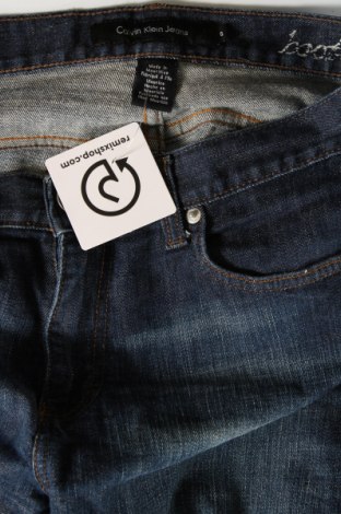 Dámske džínsy  Calvin Klein Jeans, Veľkosť S, Farba Modrá, Cena  14,39 €