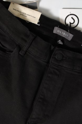 Dámske džínsy  DL1961, Veľkosť M, Farba Čierna, Cena  95,29 €
