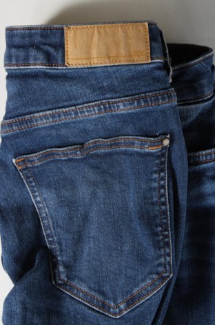 Damskie jeansy Edc By Esprit, Rozmiar M, Kolor Niebieski, Cena 111,95 zł