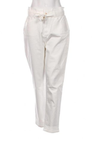Дамски дънки Esqualo, Размер XL, Цвят Бял, Цена 87,00 лв.
