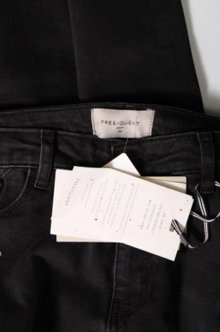 Damen Jeans Free Quent, Größe XL, Farbe Schwarz, Preis 19,73 €