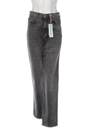 Дамски дънки Gina Tricot, Размер XS, Цвят Сив, Цена 41,48 лв.