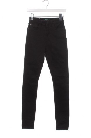 Damen Jeans Guess, Größe S, Farbe Schwarz, Preis 27,14 €