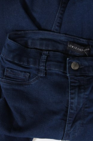 Dámske džínsy  LCW, Veľkosť XS, Farba Modrá, Cena  3,71 €