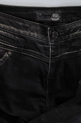 Damen Jeans Ltb, Größe XL, Farbe Grau, Preis 7,80 €