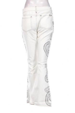 Damen Jeans Milk It, Größe M, Farbe Weiß, Preis 19,73 €