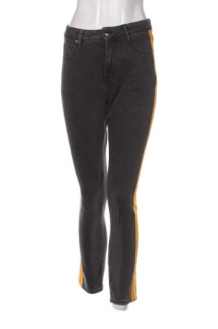 Damen Jeans NA-KD, Größe S, Farbe Grau, Preis 9,08 €