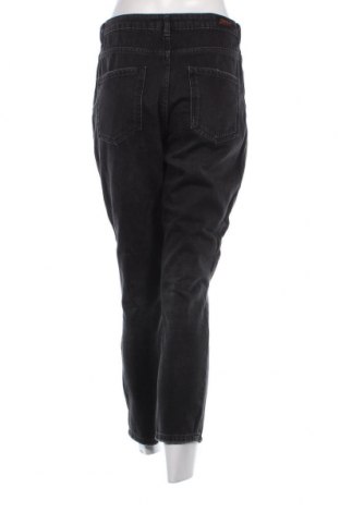 Dámske džínsy  ONLY, Veľkosť M, Farba Čierna, Cena  28,50 €