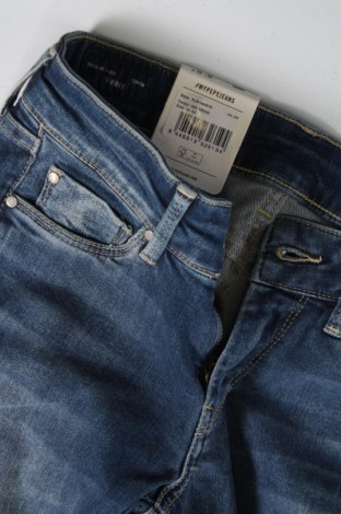 Дамски дънки Pepe Jeans, Размер S, Цвят Син, Цена 66,01 лв.