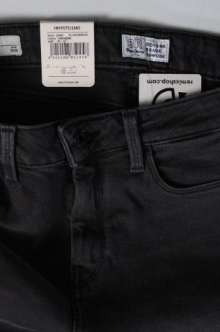 Дамски дънки Pepe Jeans, Размер M, Цвят Сив, Цена 77,28 лв.