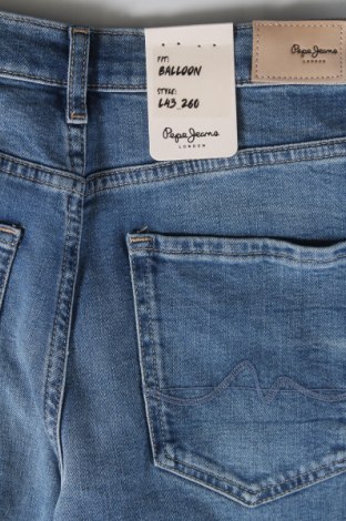 Damskie jeansy Pepe Jeans, Rozmiar M, Kolor Niebieski, Cena 231,74 zł