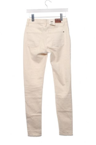 Дамски дънки Pepe Jeans, Размер M, Цвят Екрю, Цена 86,94 лв.