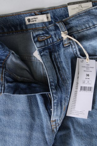 Дамски дънки Perfect Jeans By Gina Tricot, Размер S, Цвят Син, Цена 77,00 лв.