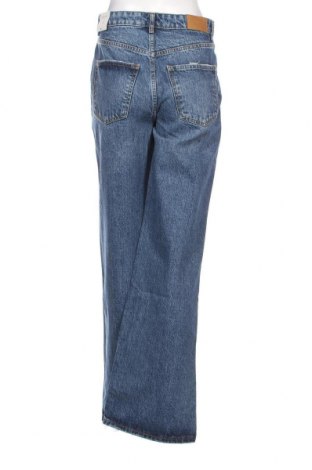 Damskie jeansy Perfect Jeans By Gina Tricot, Rozmiar S, Kolor Niebieski, Cena 112,38 zł