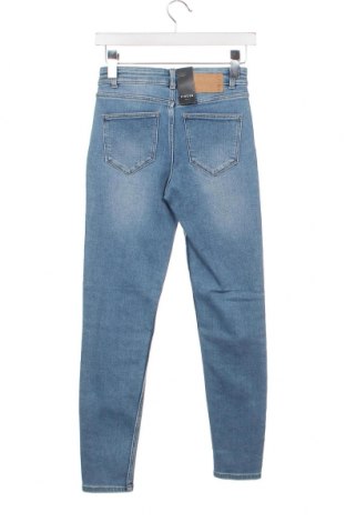 Dámske džínsy  Pieces, Veľkosť XS, Farba Modrá, Cena  11,22 €
