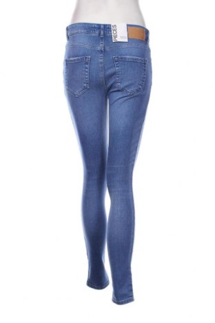 Dámské džíny  Pieces, Velikost M, Barva Modrá, Cena  986,00 Kč