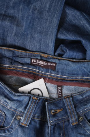 Damskie jeansy Premium Denim, Rozmiar S, Kolor Niebieski, Cena 13,91 zł