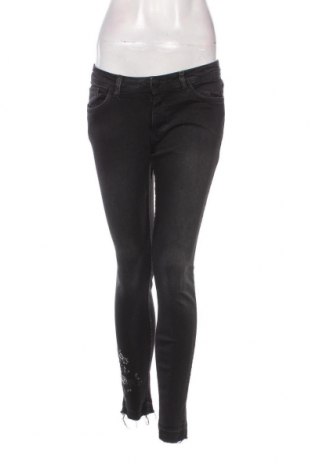 Damen Jeans Q/S by S.Oliver, Größe S, Farbe Grau, Preis 3,65 €