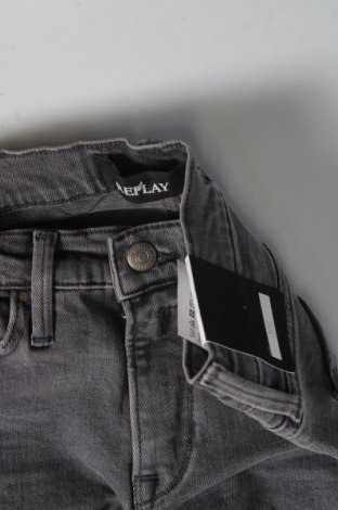 Dámske džínsy  Replay, Veľkosť XS, Farba Sivá, Cena  98,45 €