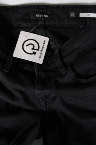 Dámske džínsy  Replay, Veľkosť S, Farba Čierna, Cena  25,58 €