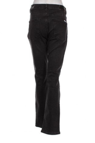 Damen Jeans Sisley, Größe M, Farbe Schwarz, Preis 39,84 €