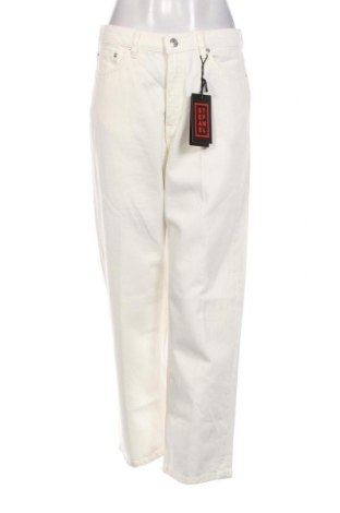 Damen Jeans Stefanel, Größe M, Farbe Weiß, Preis 49,23 €