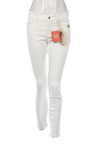 Damen Jeans Strandfein, Größe M, Farbe Ecru, Preis 17,94 €