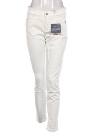 Damen Jeans Strandfein, Größe M, Farbe Weiß, Preis € 10,76