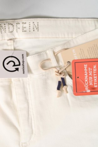 Damen Jeans Strandfein, Größe XL, Farbe Weiß, Preis 44,85 €