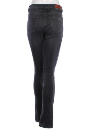 Damen Jeans Toni, Größe S, Farbe Grau, Preis 3,65 €