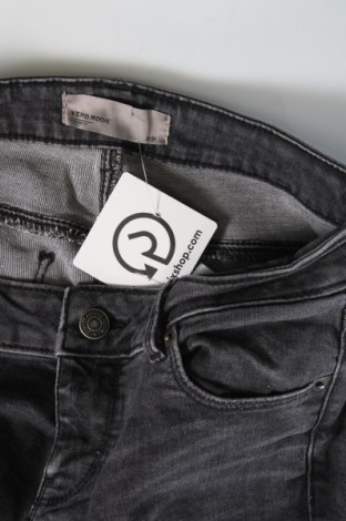 Dámske džínsy  Vero Moda, Veľkosť S, Farba Sivá, Cena  46,65 €