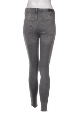 Damen Jeans Vero Moda, Größe S, Farbe Grau, Preis 7,47 €