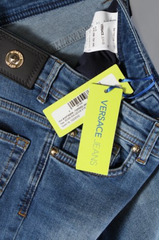 Дамски дънки Versace Jeans, Размер S, Цвят Син, Цена 234,00 лв.