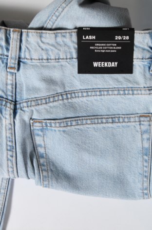 Dámské džíny  Weekday, Velikost M, Barva Modrá, Cena  523,00 Kč