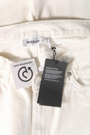 Damskie jeansy Weekday, Rozmiar XL, Kolor Biały, Cena 107,10 zł