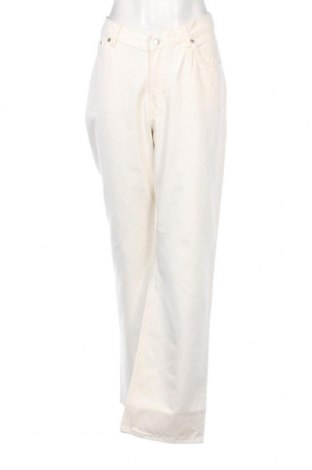Γυναικείο Τζίν Weekday, Μέγεθος XL, Χρώμα Εκρού, Τιμή 17,75 €