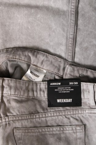 Damen Jeans Weekday, Größe L, Farbe Grau, Preis 6,34 €